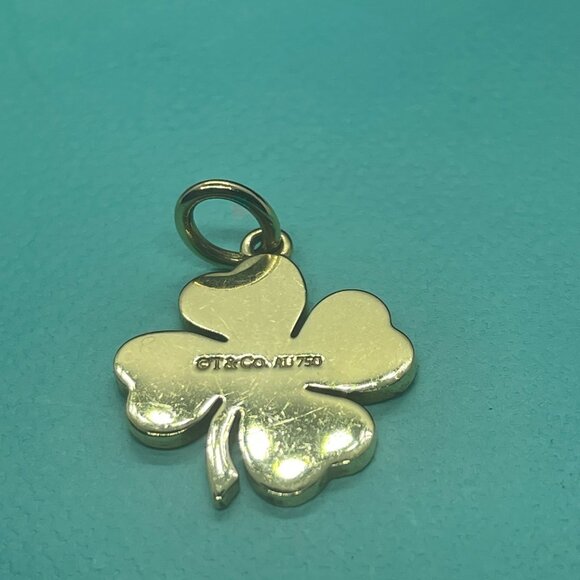 RARE Tiffany & Co. 18K Yellow Gold 4 Leaf Lucky Clover Pendant Charm - Picture 4 of 9